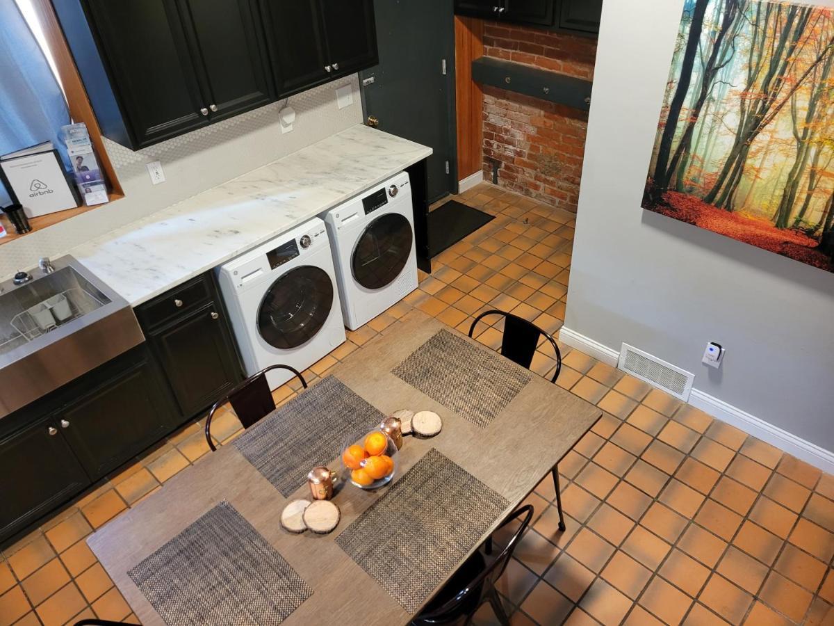 Spacious Industrial Split Level With A Balcony Apartment